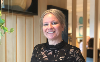 Portretfoto van Bibi Brisko-Janssen, Manager Klantcontact bij VGZ